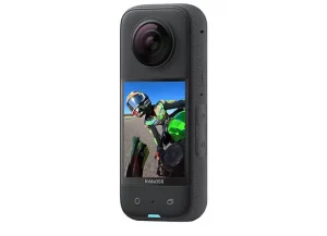 Insta 360 X3 5.7K 360 vue de dos en location